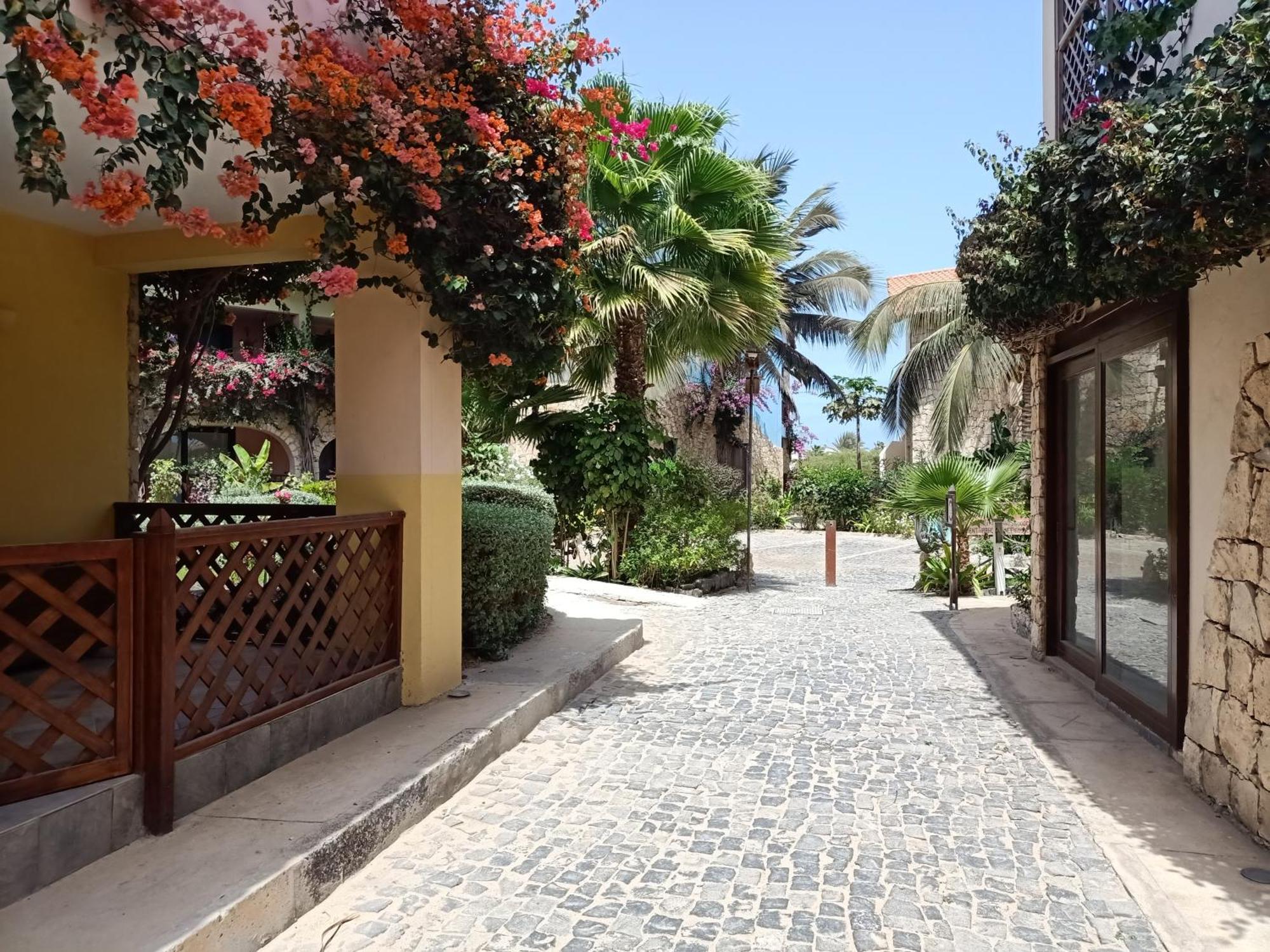 Sal&Love Apt In Porto Antigo Санта Мария Екстериор снимка
